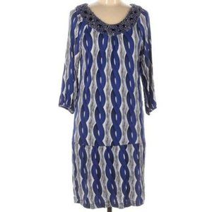 - BCBG Maxazria, size XL Blue Ribbon Pattern beaded Round Neck Drop…